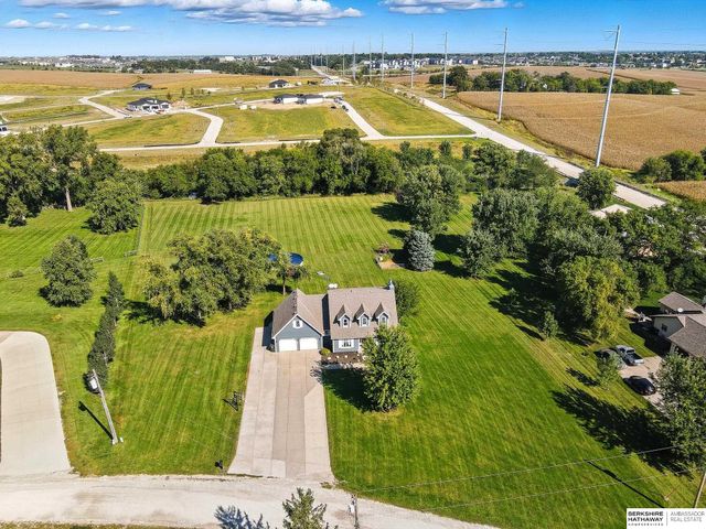 18104 Murray Trail, Gretna, NE 68028