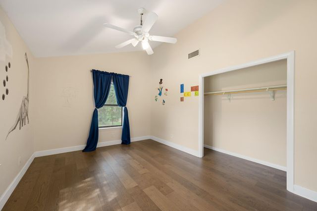 210 Waxwing DR, Buda, TX 78610