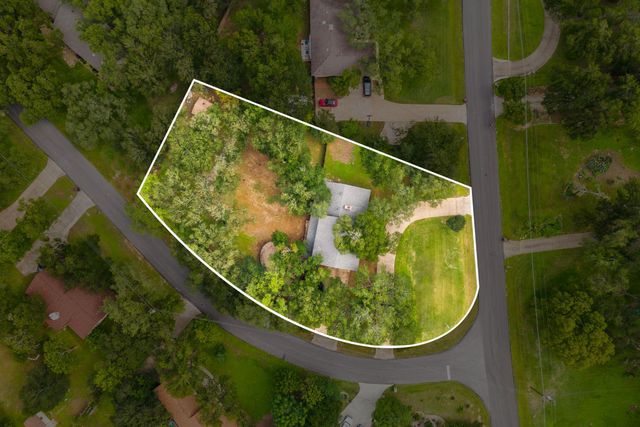 210 Waxwing DR, Buda, TX 78610