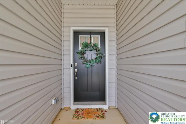 8012 Century Boulevard, Lower Macungie Twp, PA 18031