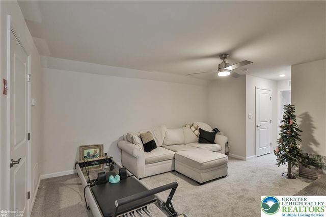 8012 Century Boulevard, Lower Macungie Twp, PA 18031