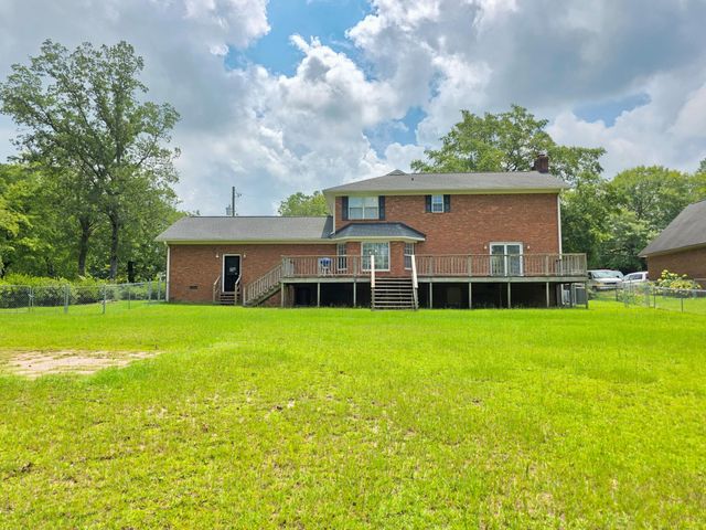 613 Skyline Drive, Batesburg-leesville, SC 29070