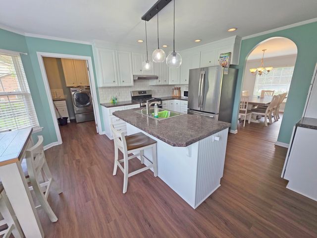 613 Skyline Drive, Batesburg-leesville, SC 29070