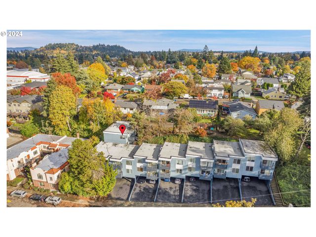 1300 Ne 68TH Ave 15, Portland, OR 97213