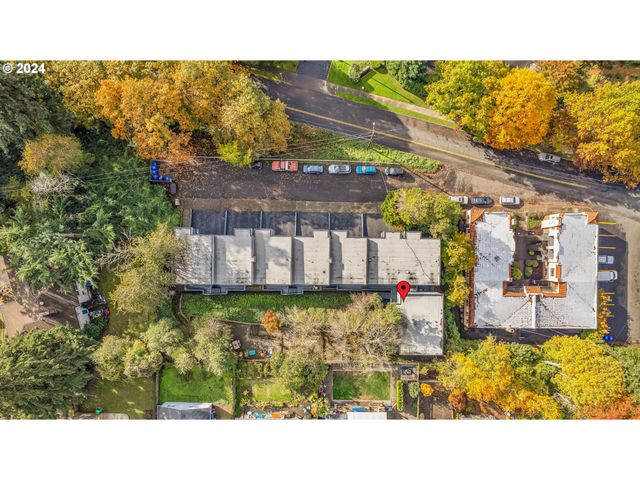 1300 Ne 68TH Ave 15, Portland, OR 97213