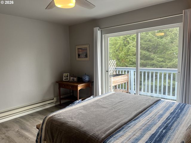 1425 SEACREST Ln 4D, Brookings, OR 97415
