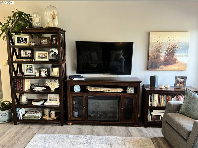 1425 SEACREST Ln 4D, Brookings, OR 97415