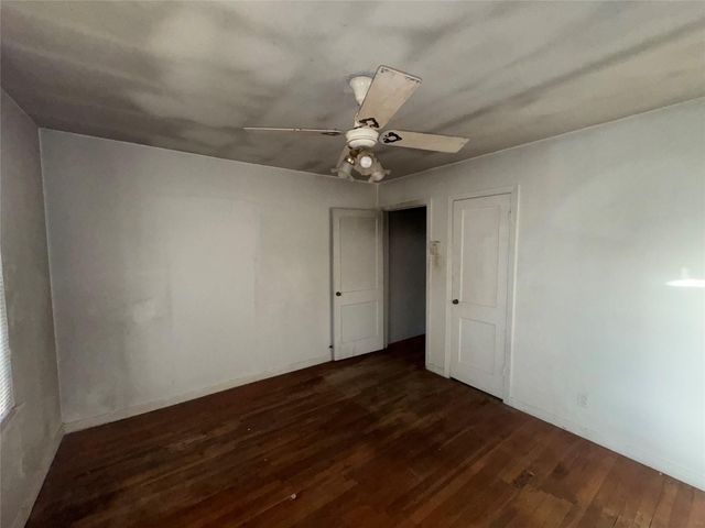 2103 11th Ave Avenue, La Marque, TX 77568