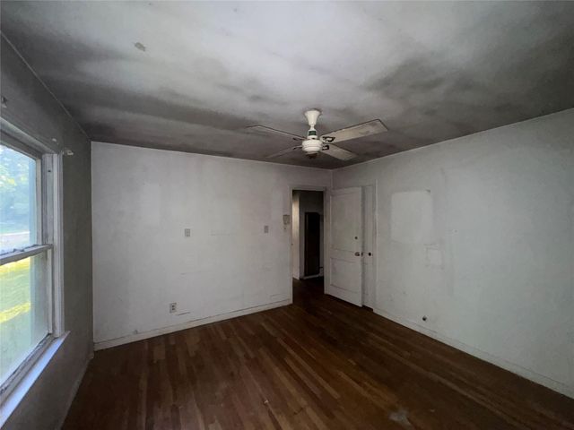 2103 11th Ave Avenue, La Marque, TX 77568