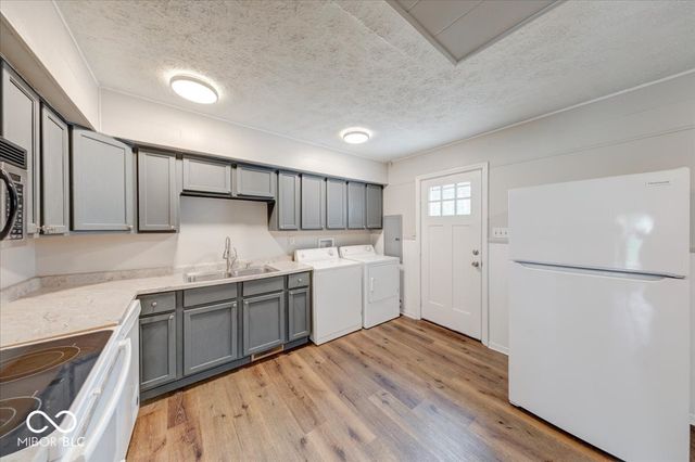 316 S Kenmore Road, Indianapolis, IN 46219
