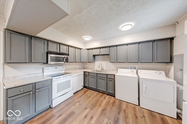 316 S Kenmore Road, Indianapolis, IN 46219