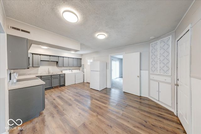 316 S Kenmore Road, Indianapolis, IN 46219