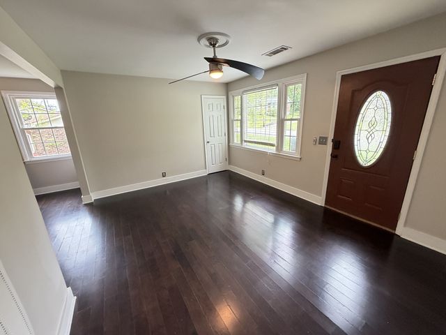 109 Woodridge Dr, Hendersonville, TN 37075