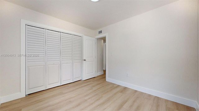 567 SW 3rd St 2, Miami, FL 33130