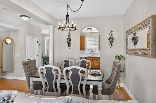 16 Sundance Way, Lopatcong Twp., NJ 08865