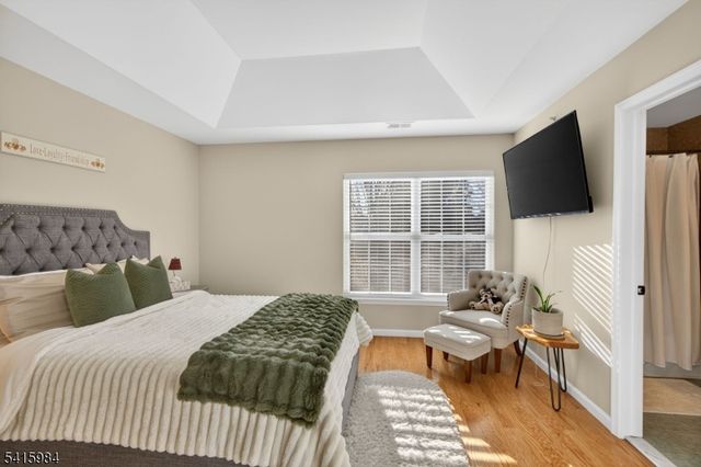 16 Sundance Way, Lopatcong Twp., NJ 08865