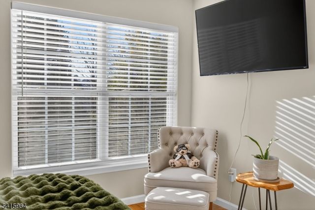 16 Sundance Way, Lopatcong Twp., NJ 08865