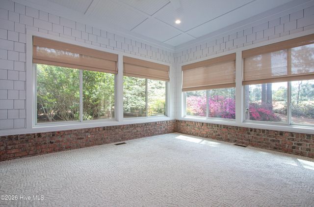 60 Oak Meadow Road, Pinehurst, NC 28374