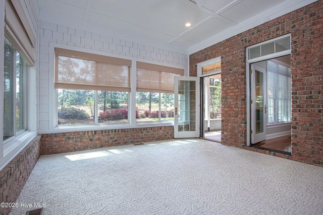 60 Oak Meadow Road, Pinehurst, NC 28374