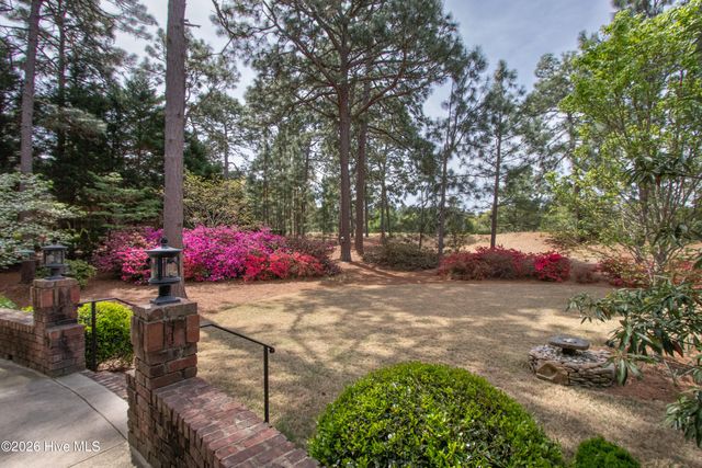 60 Oak Meadow Road, Pinehurst, NC 28374