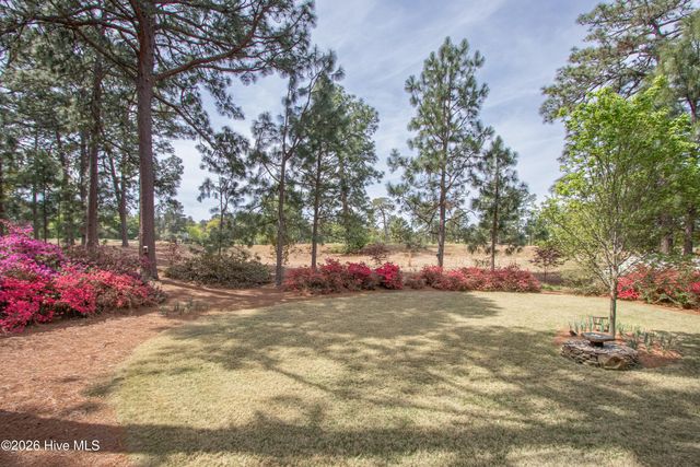 60 Oak Meadow Road, Pinehurst, NC 28374