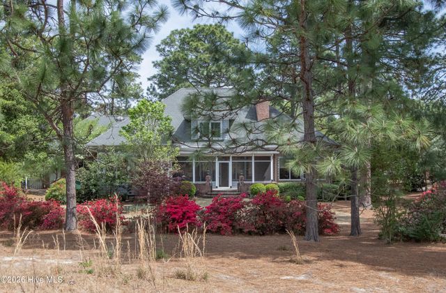 60 Oak Meadow Road, Pinehurst, NC 28374