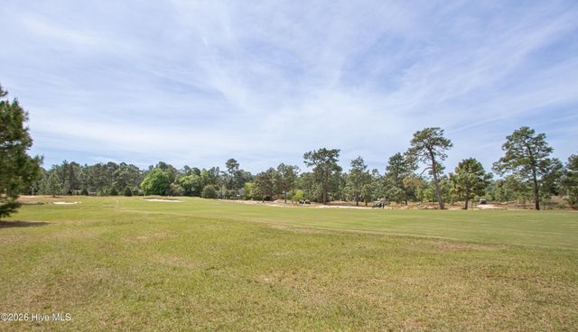 60 Oak Meadow Road, Pinehurst, NC 28374