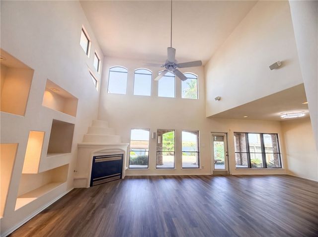 15821 El Soccorro, Corpus Christi, TX 78418