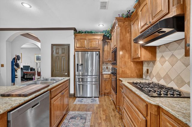 6908 Bradford Estates Drive, Sachse, TX 75048