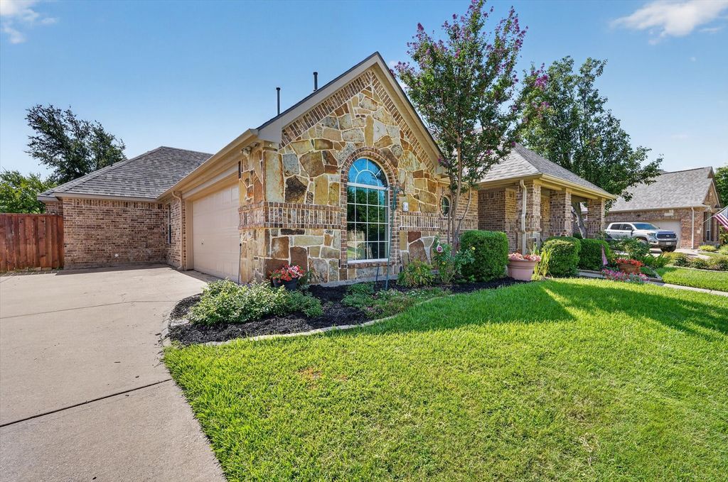 6908 Bradford Estates Drive, Sachse, TX 75048