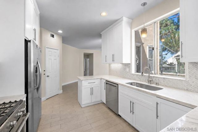 16 Spring Hbr, Aliso Viejo, CA 92656