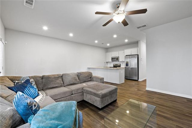 2805 Ridgeview SW Drive, Atlanta, GA 30331