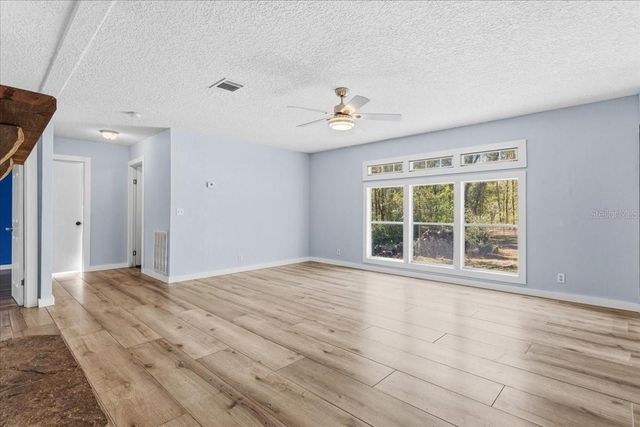 4049 NE 80TH AVENUE, High Springs, FL 32643