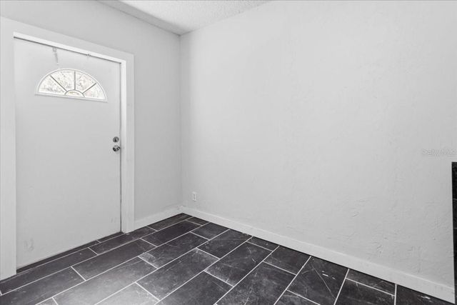 4049 NE 80TH AVENUE, High Springs, FL 32643