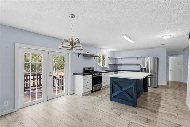 4049 NE 80TH AVENUE, High Springs, FL 32643