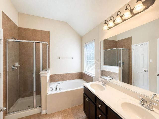 304 Blythe Bridge Road, Roanoke, TX 76262