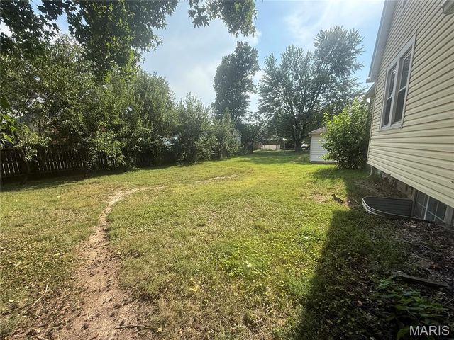 330 Union Avenue, Belleville, IL 62220