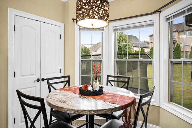 166 Melbourne Dr, Clarksville, TN 37043