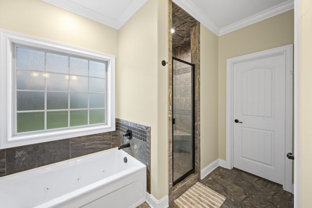 166 Melbourne Dr, Clarksville, TN 37043