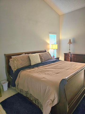 14060 Greentree Drive, Wellington, FL 33414