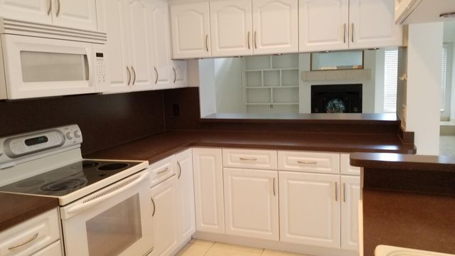 14060 Greentree Drive, Wellington, FL 33414