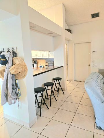 14060 Greentree Drive, Wellington, FL 33414