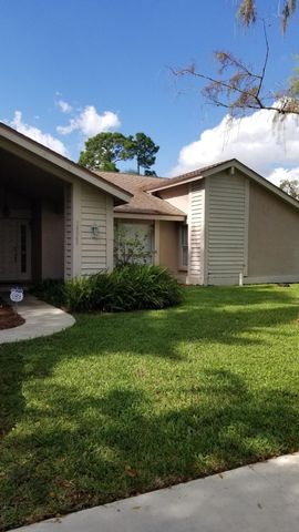 14060 Greentree Drive, Wellington, FL 33414
