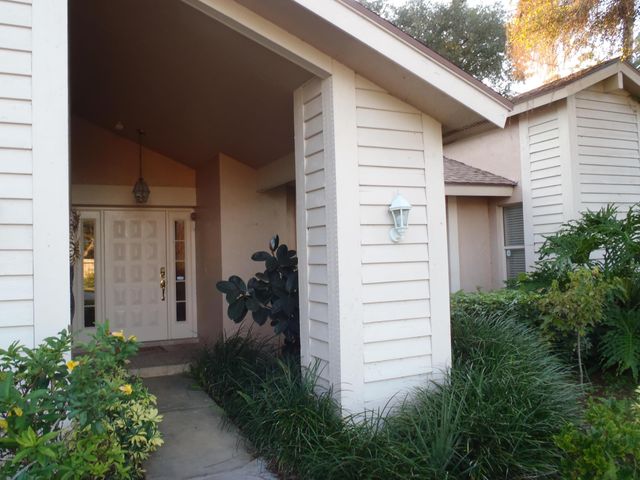 14060 Greentree Drive, Wellington, FL 33414