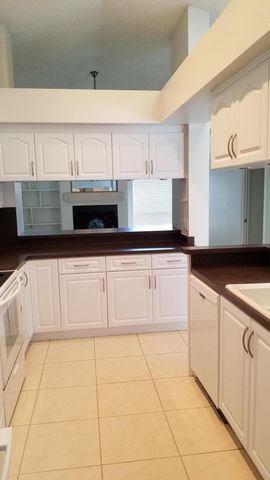 14060 Greentree Drive, Wellington, FL 33414