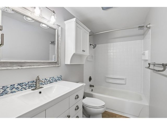 11303 Sw CHURCHILL, Wilsonville, OR 97070