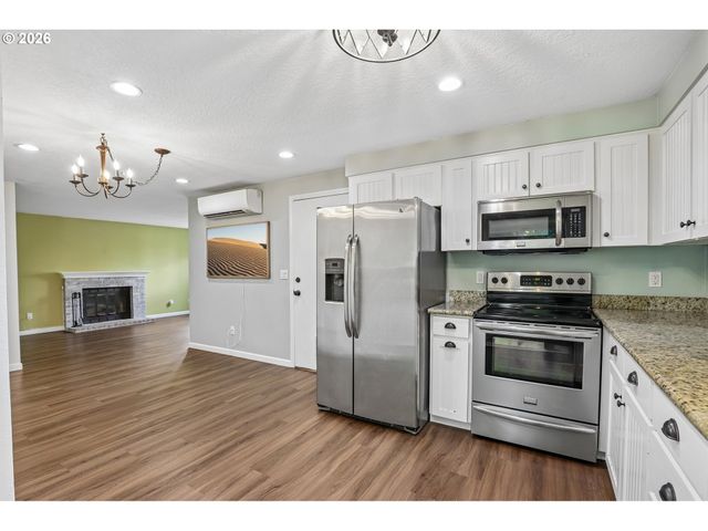 11303 Sw CHURCHILL, Wilsonville, OR 97070