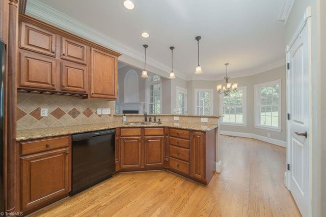 6623 Aspen Forest Lane, Walkertown, NC 27051