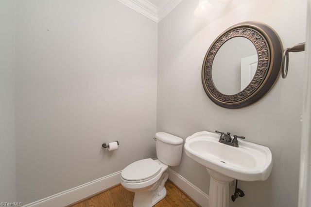 6623 Aspen Forest Lane, Walkertown, NC 27051