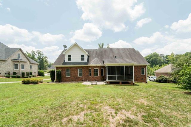 6623 Aspen Forest Lane, Walkertown, NC 27051